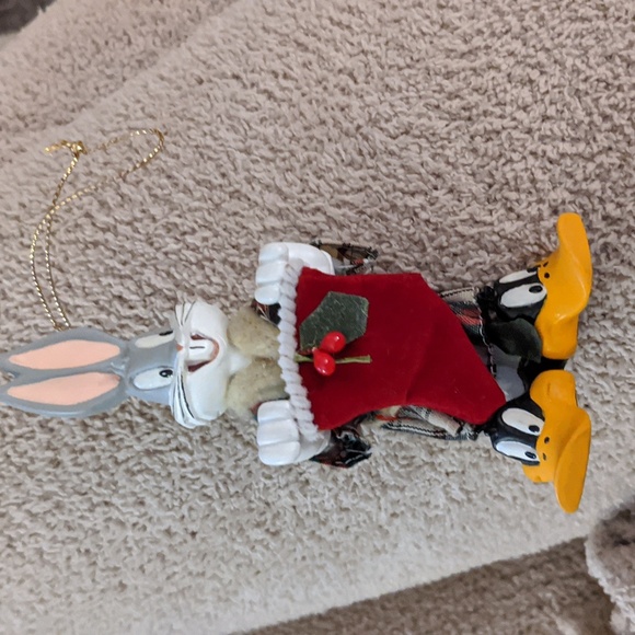Bugs Bunny Ornament RARE 1998 Wearing Nighahirt Warner Bros Vintage Looney Tunes - Picture 6 of 8